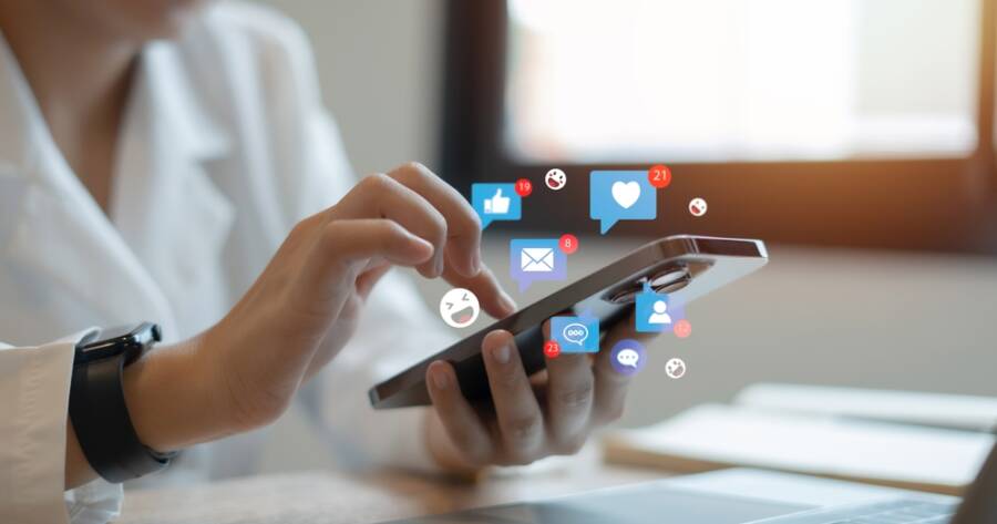 How an MBA Boosts Social Media Marketing Careers